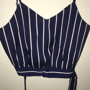 Women’s crop top ‼️